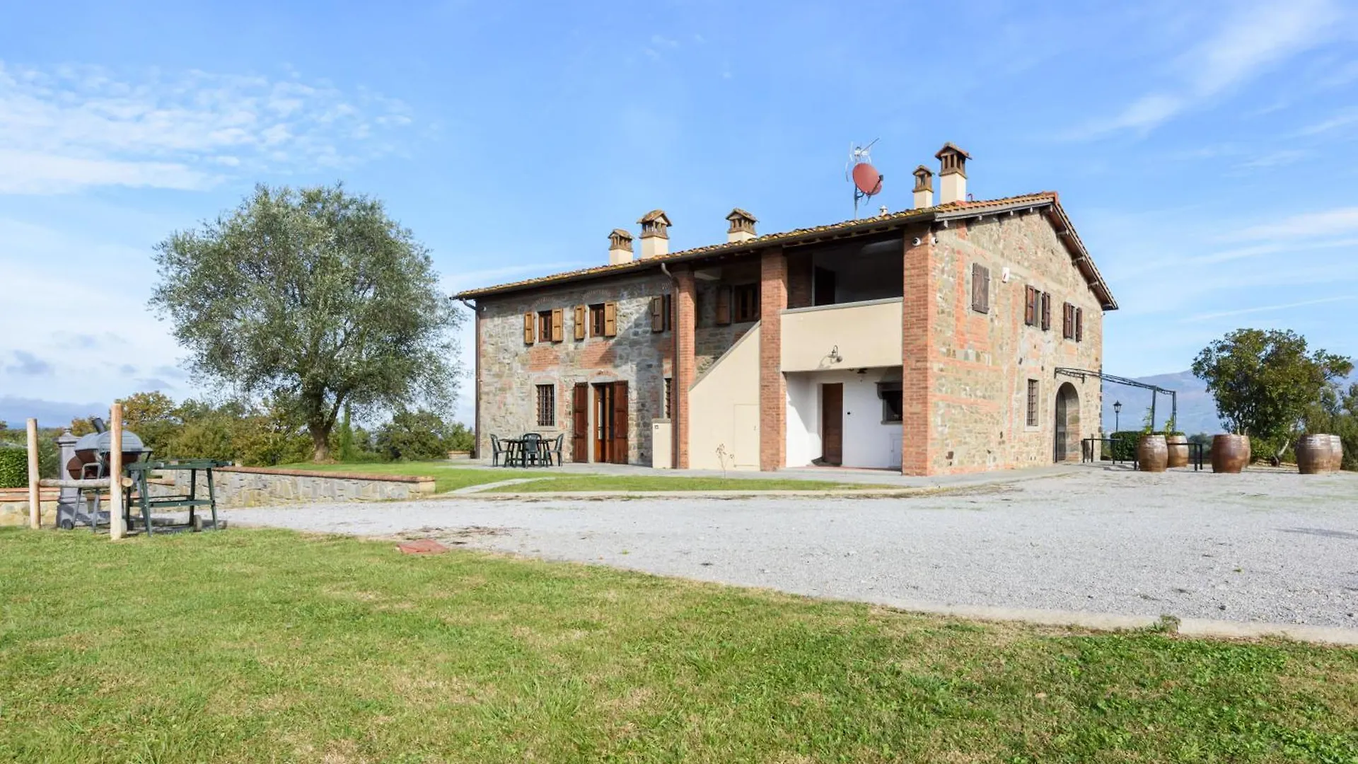 Tenuta Toscanita Villa Cavriglia 0*,
